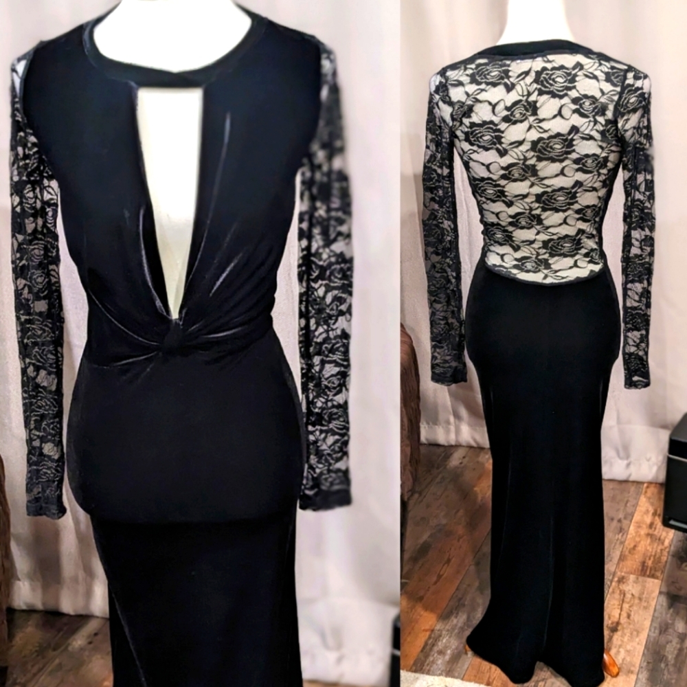 Black Velvet& floral lace long sleeve deep V neck evening dress by A'GACI size M
